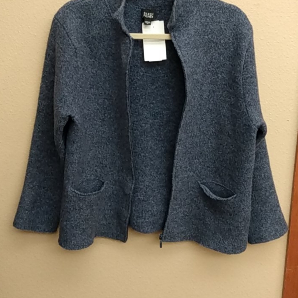 Jacket - Picture 3 of 4